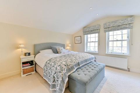 3 bedroom semi-detached house for sale - St Johns Hill Grove, Battersea, London, SW11