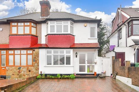 3 bedroom semi-detached house for sale, Grove Road, Chingford