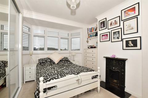 49 Grove Road, Chingford, London, E4 9SU