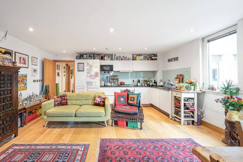 2 bedroom flat for sale - Pond Street, Hampstead, London, NW3