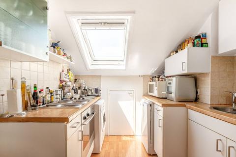 1 bedroom flat for sale, Goldhurst Terrace, South Hampstead, London, NW6