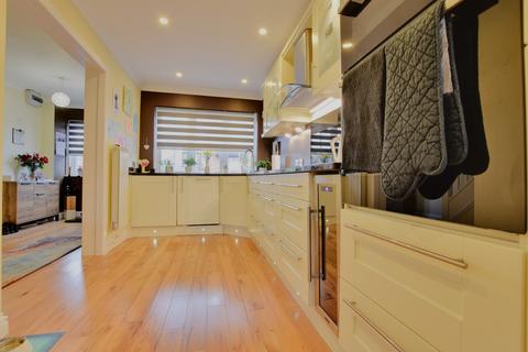 2, Peverel Villas Cherry Garden Road, Maldon, CM9 6ET