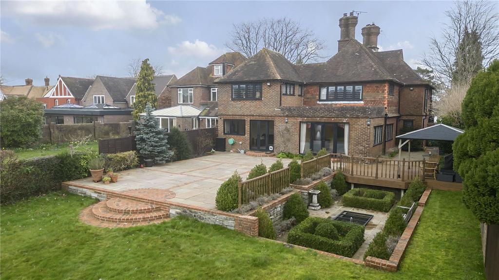 Sussex Road, Petersfield, Hampshire... 6 bed detached house for sale