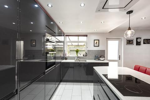 400 Southborough Lane, Bromley, BR2 8BH