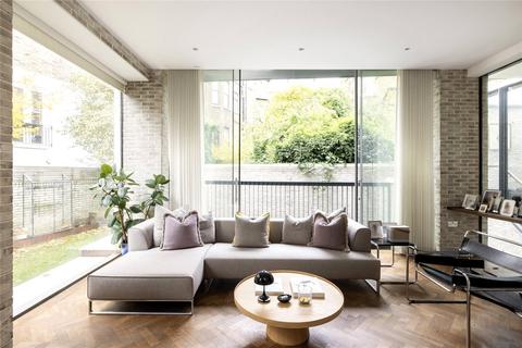 4 bedroom end of terrace house to rent, Milson Road, London, W14