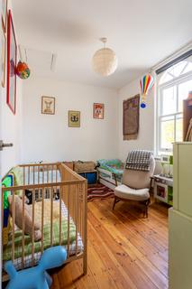 61 Lyme Grove, London, E9 6PX