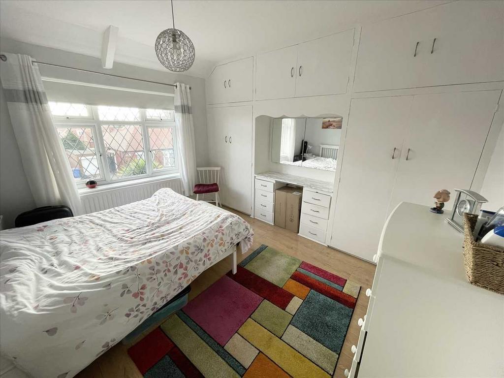 Bedroom no. 1