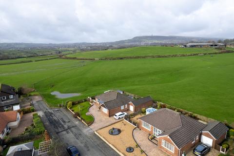 3 bedroom bungalow for sale, Falshaw Drive, Walmersley, Bury, BL9 5LH