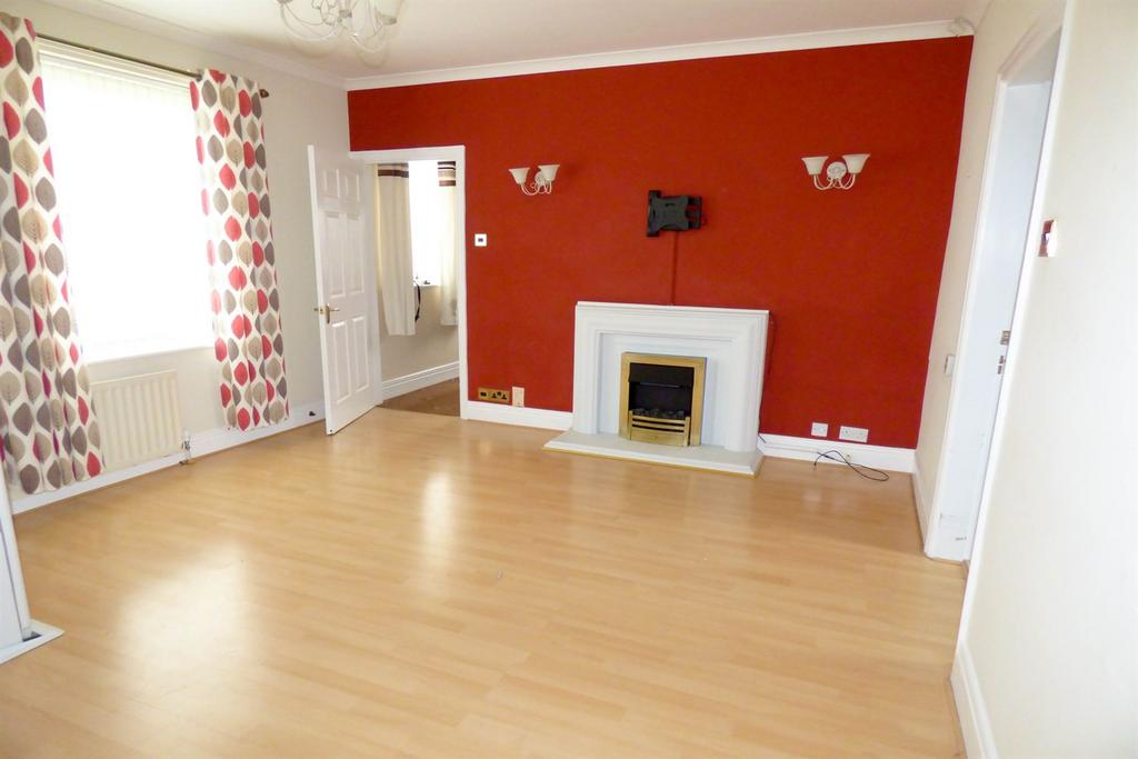 Windsor Road, Birtley 3 bed semidetached house for sale £110,000