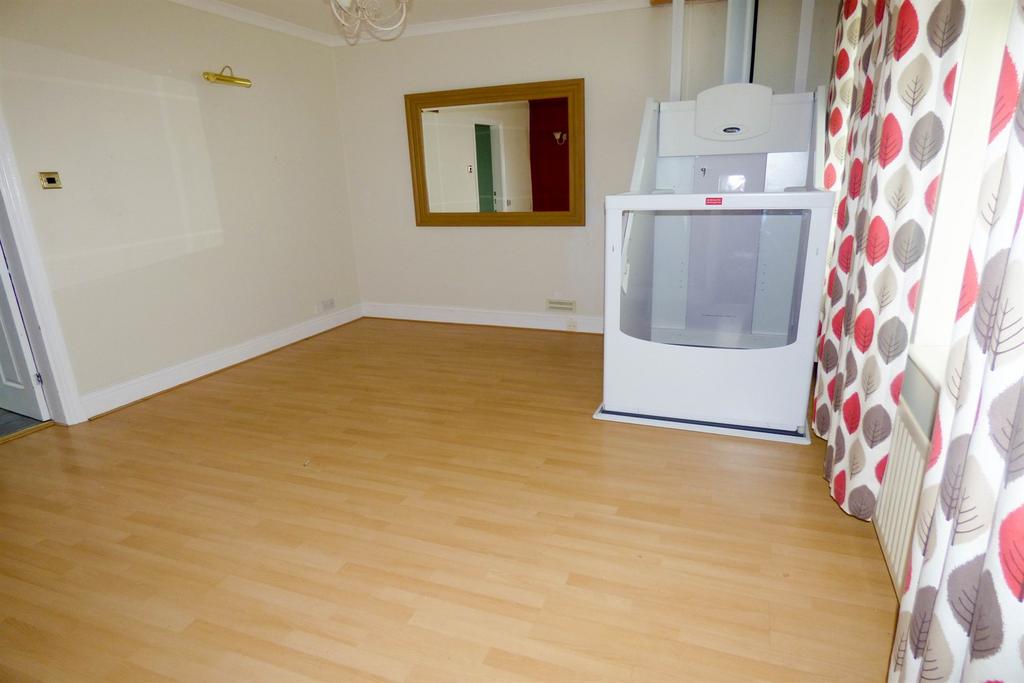 Windsor Road, Birtley 3 bed semidetached house for sale £110,000