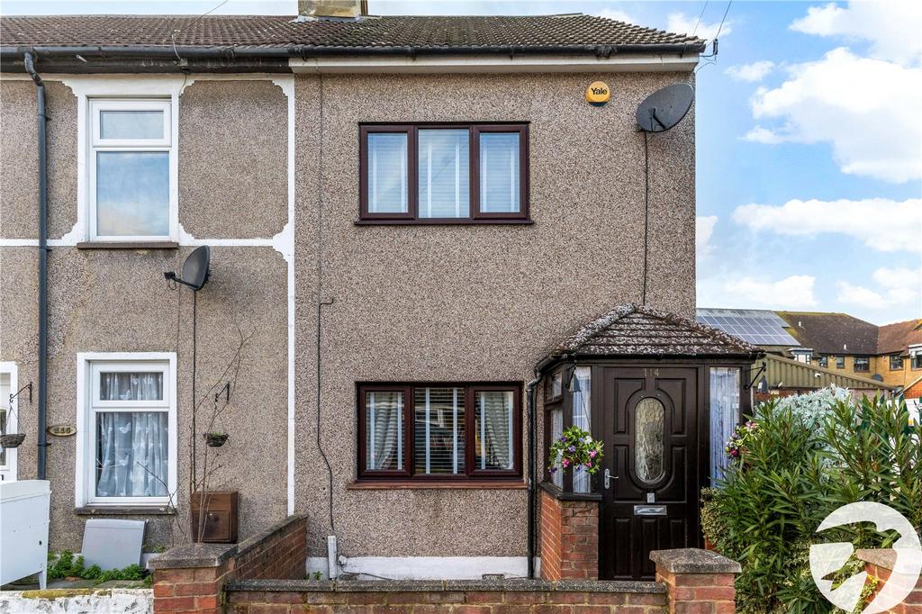 Church Road, Kent, DA10 2 bed end of terrace house for sale