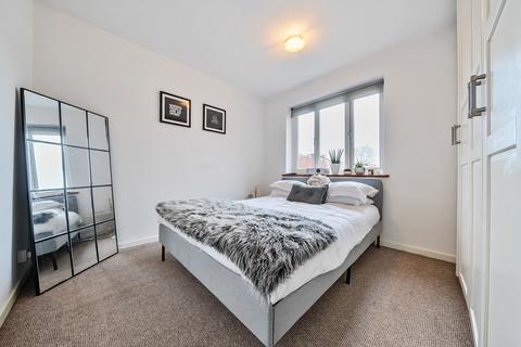 3 bedroom bungalow for sale, Envis Way, Fairlands, Guildford, GU3