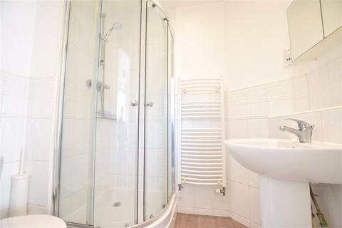 6 Ashdene Gardens, Reading, RG30 2EP