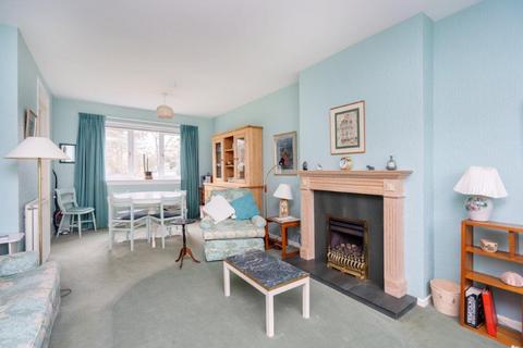 3 bedroom detached house for sale - Howden Hall Drive, Edinburgh EH16