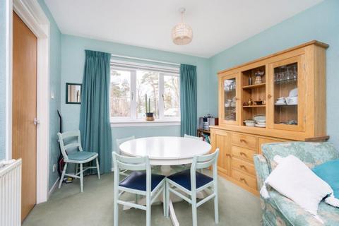 3 bedroom detached house for sale - Howden Hall Drive, Edinburgh EH16
