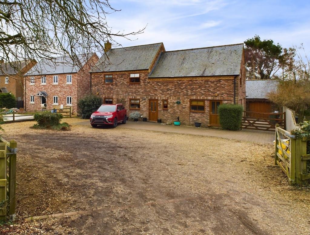 High Street, Downham Market PE38 5 bed detached house for sale £525,000