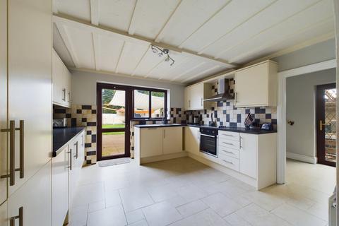 4 bedroom detached house for sale, Bridge Road, King's Lynn PE33