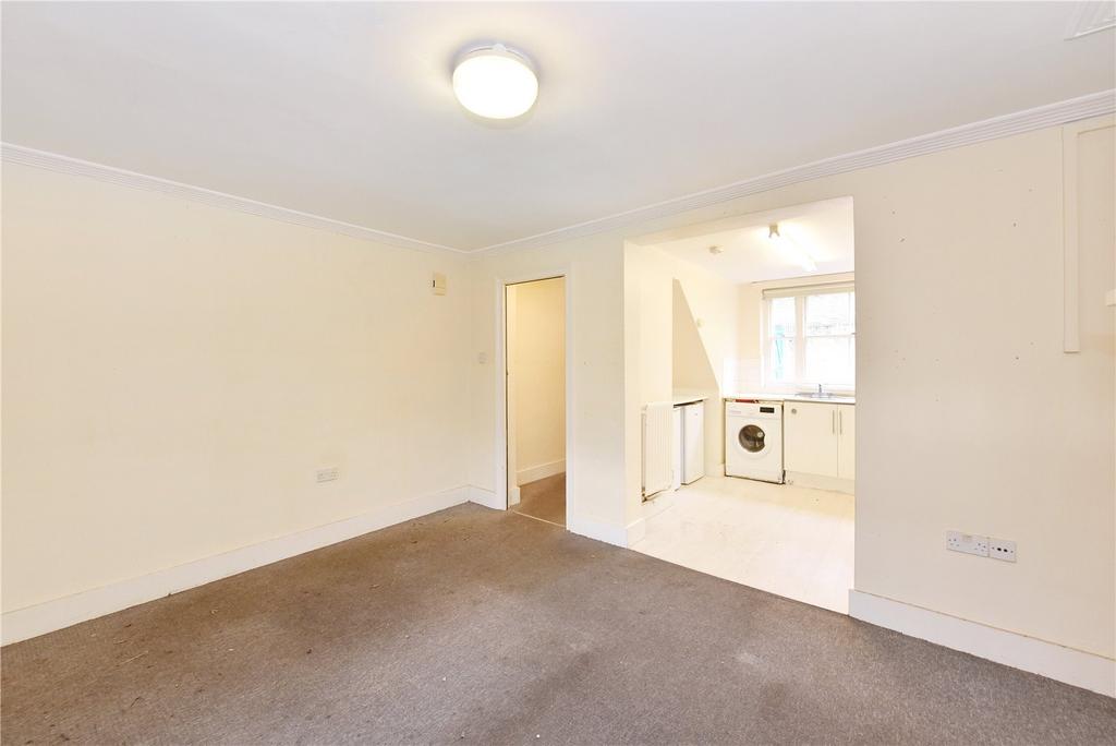 Reception/Kitchen