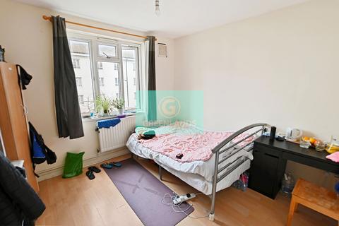 3 bedroom apartment for sale, Nestor House, Old Bethnal Green Road, London, E2