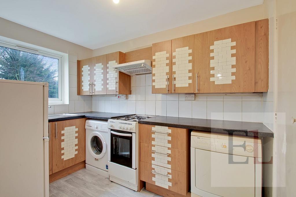 Archery Close, Harrow HA3 1 bed £1,250 pcm (£288 pw)