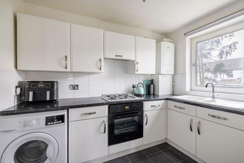 Flat 3, 101 Stanley Road, Carshalton, SM5 4LB