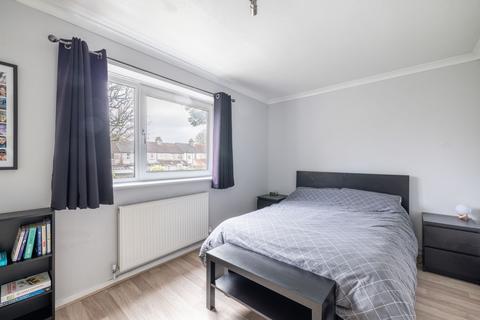 Flat 3, 101 Stanley Road, Carshalton, SM5 4LB