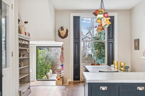 6 bedroom townhouse for sale, Brussels Road, Battersea, London, SW11