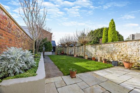 62 Andover Road, Cheltenham, GL50 2TN