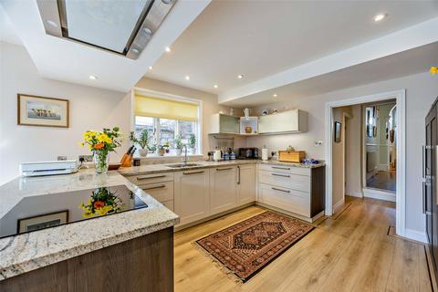 62 Andover Road, Cheltenham, GL50 2TN