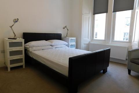 2 bedroom flat to rent, 32, Grove Street, Edinburgh, EH3 8AZ