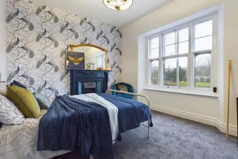 33 Aynam Road, Kendal, LA9 7DW