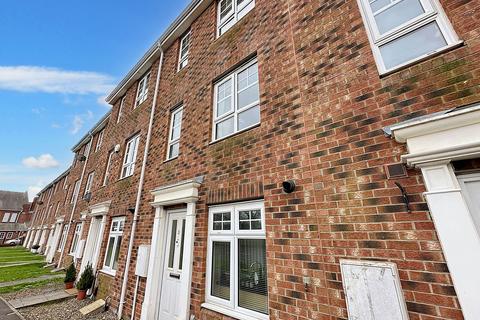 4 bedroom terraced house for sale - Coach Lane, North Shields , North Shields, Tyne and Wear, NE29 0FD