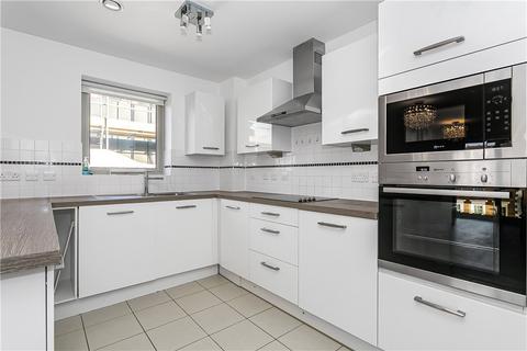 2 bedroom apartment for sale, New Zealand Avenue, Surrey KT12