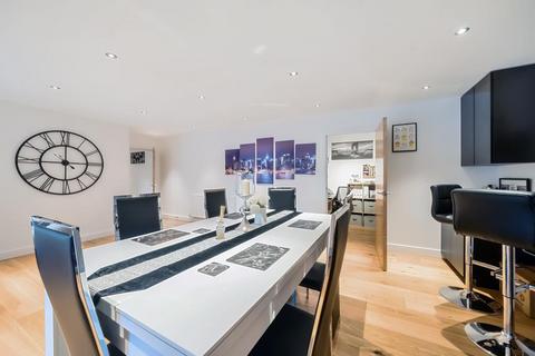 1 bedroom flat for sale, Newbury,  Berkshire,  RG14