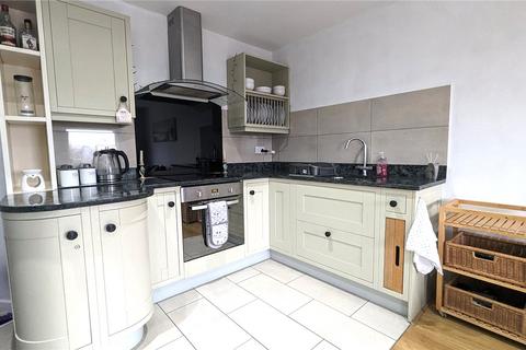 2 bedroom apartment for sale - Tredray House, South Street, Gosport, Hampshire, PO12