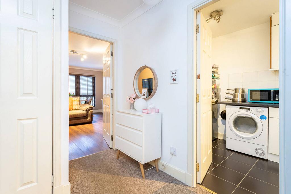 MFL2236107 599.jpg
