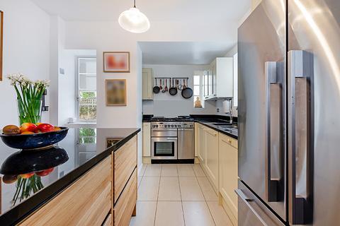 2 bedroom flat for sale - Millfield Lane, Highgate N6