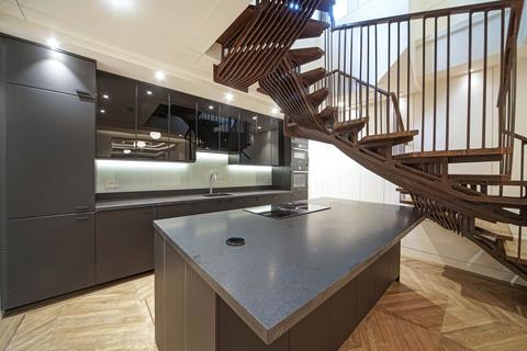 4 bedroom terraced house to rent, Belmont Street, Camden, London