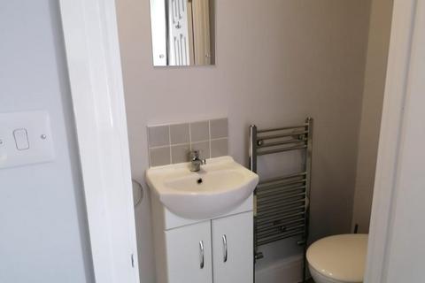 1 bedroom in a house share to rent, Room 2, 26 Percy Street, Rotherham