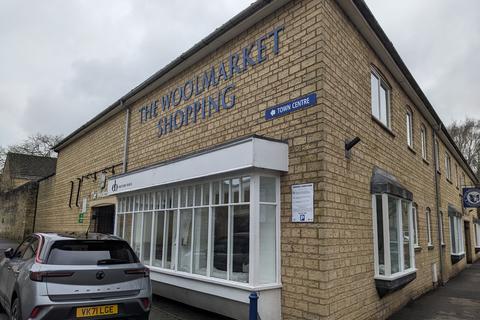 Property to rent, The Woolmarket, Cirencester