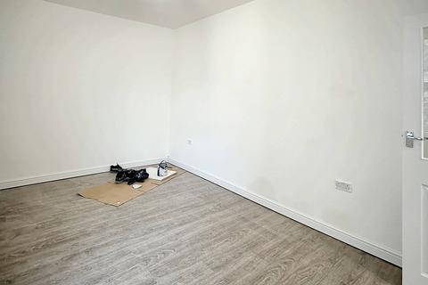 1 bedroom flat to rent, Nether Hall Road, Doncaster DN1