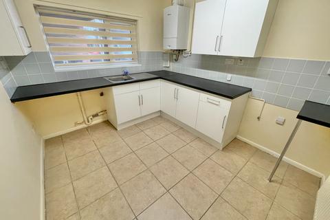 2 bedroom flat to rent - High Street, Sutton on Sea LN12