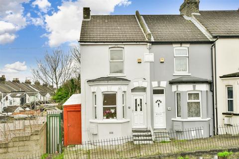 2 bedroom end of terrace house for sale - Magpie Hall Road, Chatham, Kent
