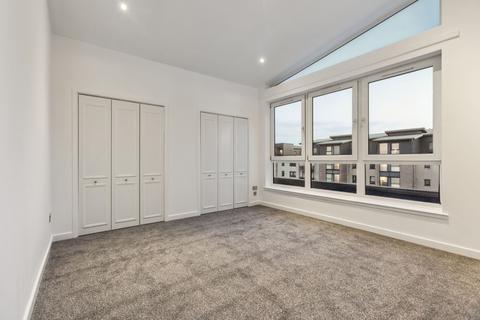 1/16 Hawkhill Close, Edinburgh, EH7 6AB