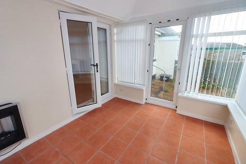6 Armitage Gardens, Gateshead, NE9 7EY