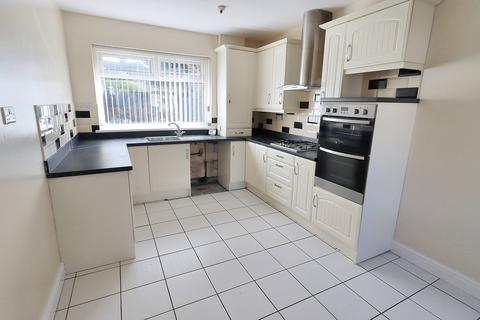 6 Armitage Gardens, Gateshead, NE9 7EY