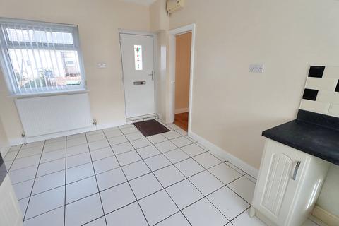 6 Armitage Gardens, Gateshead, NE9 7EY