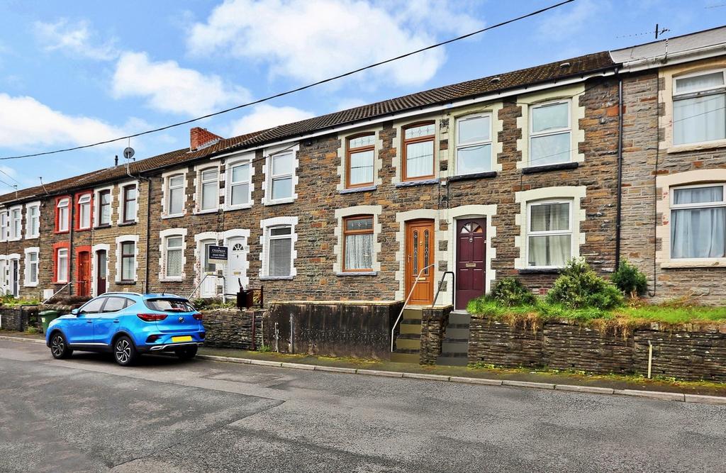 Phillip Street, Pontypridd CF37 3 bed terraced house for sale £125,000