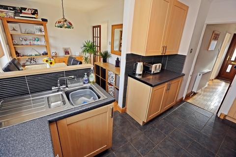 45 Towyn Way, Tonteg, Pontypridd, CF38 1NB