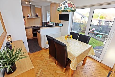 45 Towyn Way, Tonteg, Pontypridd, CF38 1NB